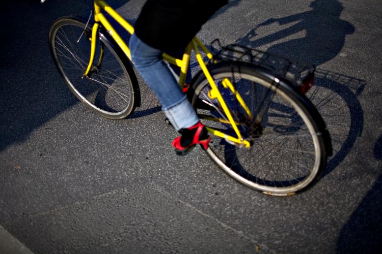 Omkring 70 procent af alle cyklistulykker er soloulykker. Kør på cykel, når du kører på cykel, lyder det fra Rådet for Sikker Trafik. 