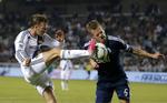 Veteran. 37 årige Beckham (t.v.) har scoret 7 gange i 21 kampe for Los Angeles-holdet i denne sæson. 