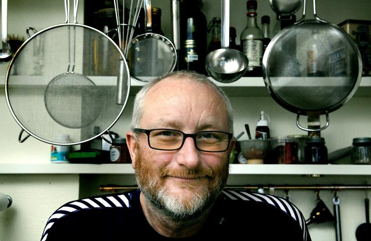 Kompensation. Zentropa-direktør Aalbæk Jensen har annulleret sortlistningen af Ekkos journalister til pressevisningerne. »Det er et skridt i den rigtige retning«, siger Ekkos chefredaktør. 