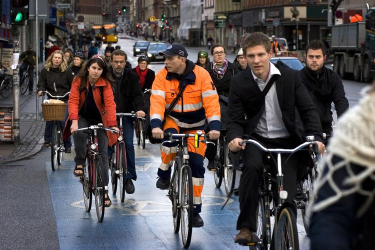 Trængsel. Overborgmester Frank Jensen (S) håber, at flere vælger cyklen. 