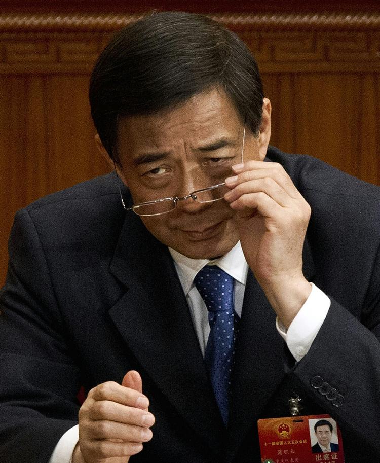 nedtur. Bo Xilai stod til en stor karriere i det kinesiske kommunistparti, men er nu blevet vanæret og kan se frem til en retssag. 