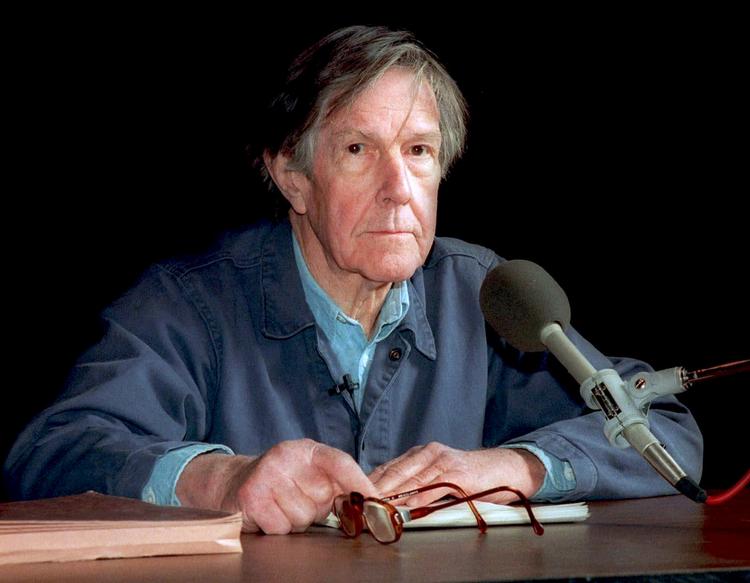 Levende. John Cage døde i 1992. Lørdag viste Wundergrundfestivalen, at hans særegne lydunivers fortsat lever. 