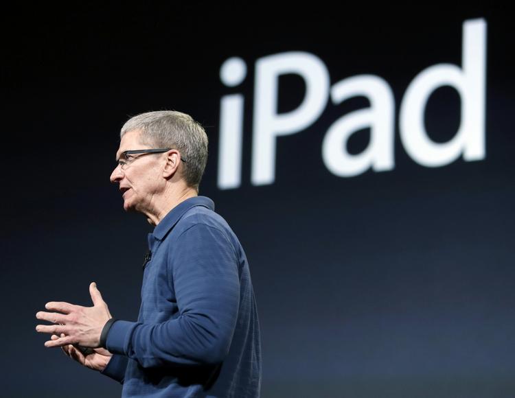 ydmyget. Dommerne i den engelske Højesteret ville gerne have en forklaring fra den øverste ledelse i Apple (Tim Cook, billedet) på, hvorfor det er så teknisk problematisk at skifte en meddelelse på hjemmesiden ud, at Apple skulle bruge 14 dage til at gøre det. Apple fik 48 timer. 