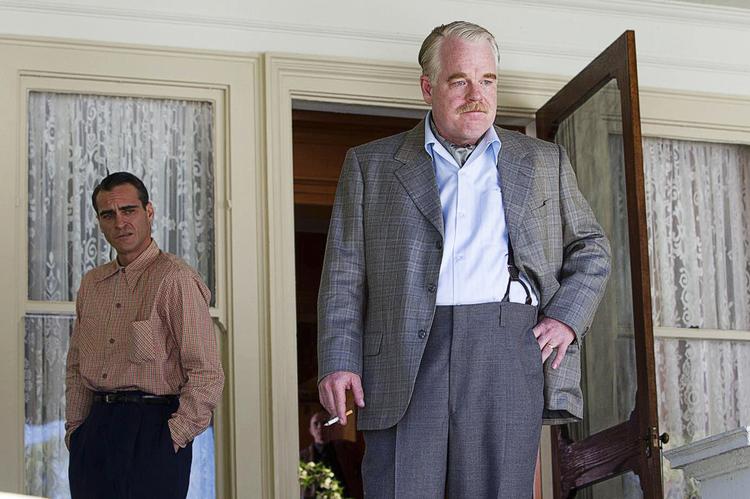 Lyspunkt. Joaquin Phoenix og Philip Seymour Hoffman i 'The Master'. 