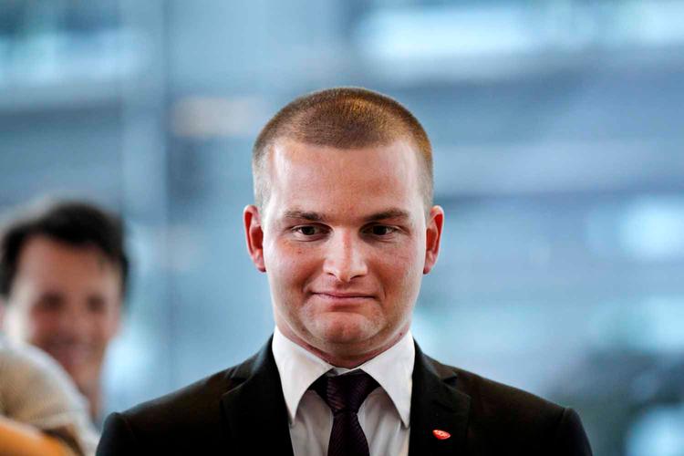 Politik. Thor Möger Pedersen forsvarede en afskaffelse af skatterabatten til udstationerede danskere. Det gør regeringen ikke længere. 