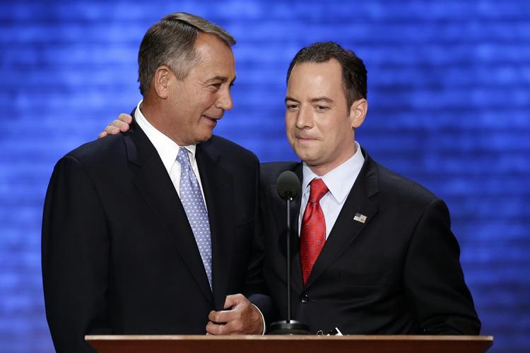 Frontfigur. John Boehner (til venstre) fra Ohio vil også de næste to år lede Repræsentanternes Hus. Her ses han på dette års konvent med lederen af konventet, Reince Priebus. 