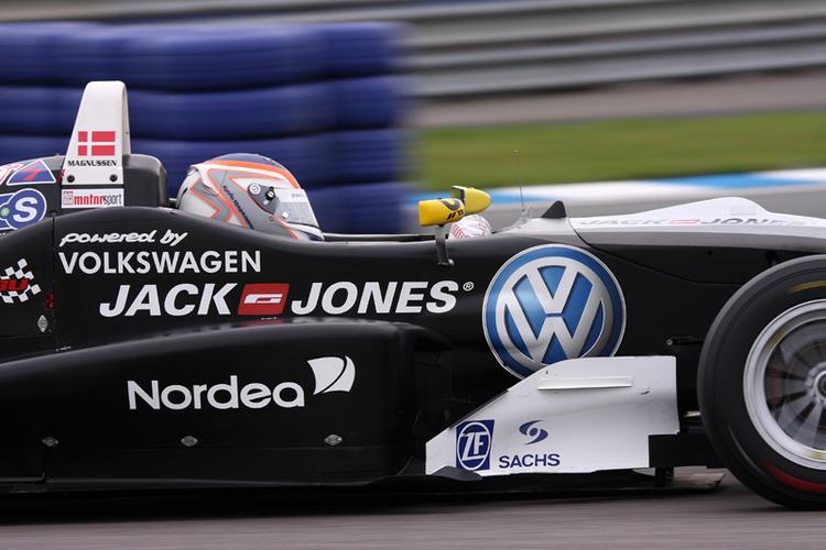 karriereløft. Kevin Magnussen i sin nye vogn. PR-foto: Jan Kaiser 