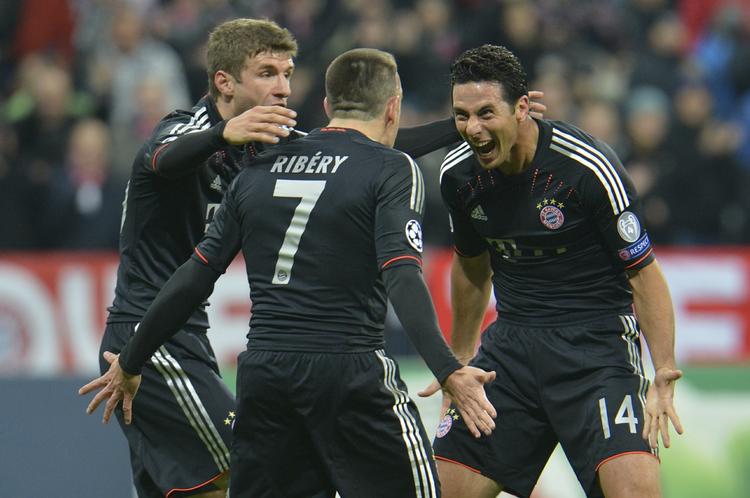 jubel. Det gik stærkt i første halvleg, da Bayern München mødte Lille. 