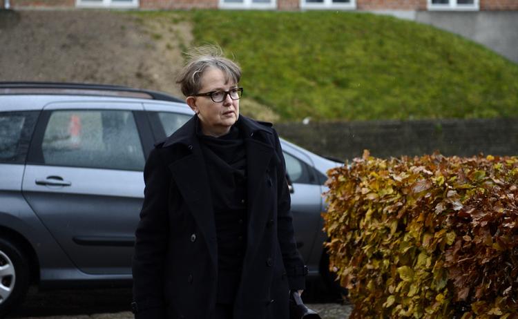 SKATTESAG. Lisbeth Rasmussen er vant til at handle under en stærk tavshedspligt. I dag svarer hun på spørgsmål om det nuværende statsministerpars skatteforhold i 2010. 