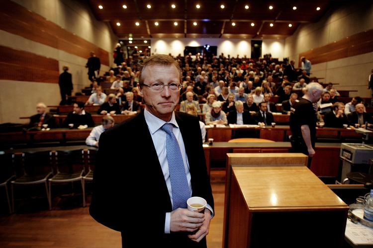 Milliardoverskud. Det går da meget godt, synes den øverste chef i A.P. Møller - Maersk, Nils Smedegaard Andersen. Her på CBS i København. 