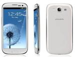 OVERHALET. Samsung Galaxy S III (bill.) solgte flere eksemplarer i tredje kvartal end iPhone 4S, anslår amerikanske analysefirma. Det er første gang siden dens gennembrud, at iPhone ikke er nummer ét. 