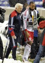Exit. Hans Backe og Thierry Henry tabte i MLS-kvartfinalen. Det kostede svenskeren jobbet. 