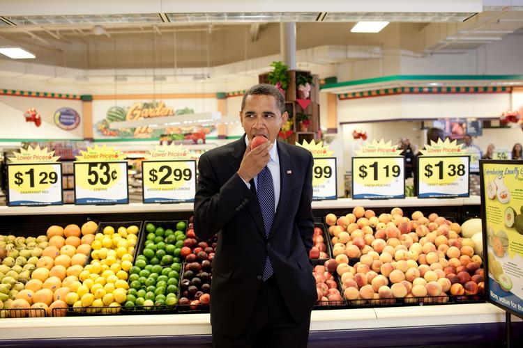 epoke. Republikanerne fremstår mere og mere som repræsentanter for det USA, der var engang, mens præsident Obama og hans demokrater i langt højere grad repræsenterer det 21. århundredes multikulturelle USA. 
