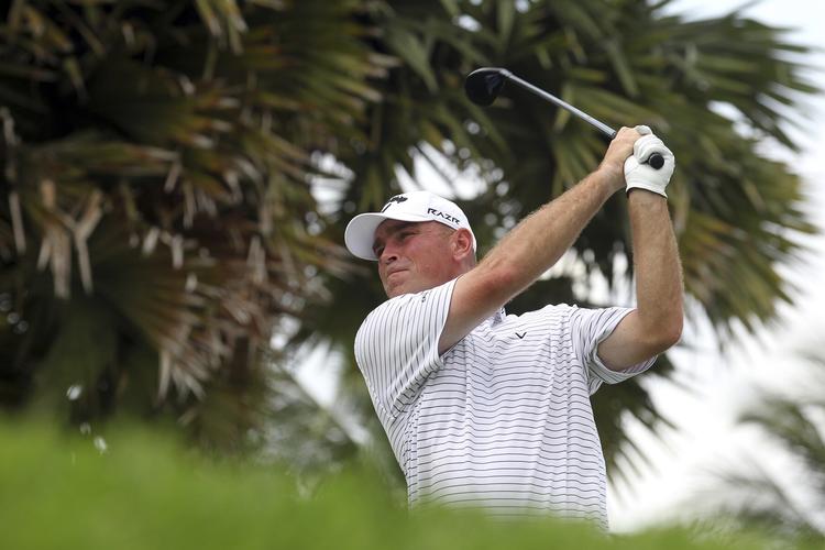 PROBLEMER. Thomas Bjørn evnede ikke at fastholde gårsdagens gode spil på Sentosa Golf Club i Singapore. 