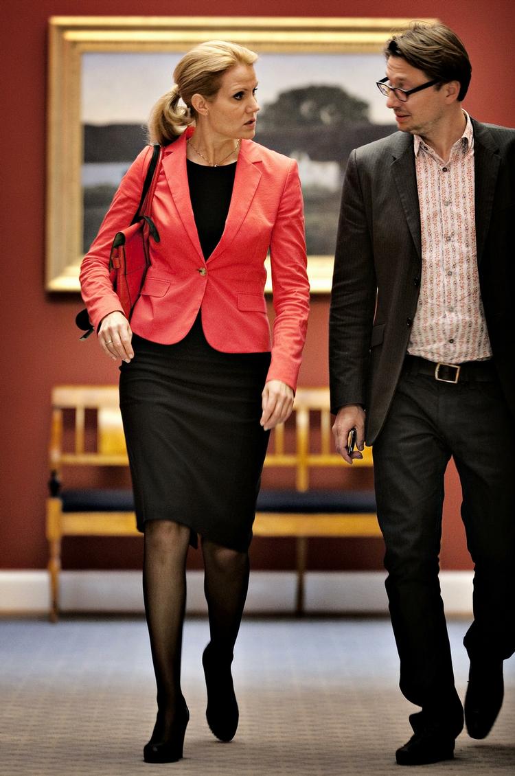 næstsidst. Noa Redington, der er Helle Thorning-Schmidts spindoktor, skal vidne som det næstsidste af 43 vidner i Skattesagskommissionen. 
