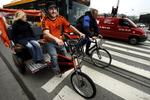 Ring. Fra maj 2013 må cykeltaxier ikke længere shanghaje passagerer på gaden, men finde dem på en række faste pladser i Indre By. (Arkivfoto) 