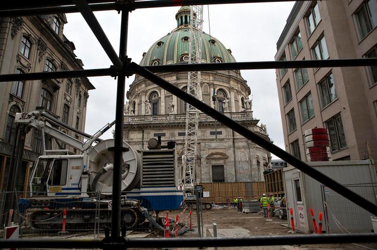 Status-quo. Naboerne til metrobyggepladserne ved Marmorkirken og tre andre steder i København kan tørre sveden af panden: Der vil ikke blive larmet længere, end tilfældet er i dag. 