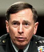 Skandale. »Jeg tror, David Petraeus voksede op med en regel om pligt og ære, som er meget krævende. Han brød den regel«, siger militæranalytikeren Bruce Riedel om den nu tidligere CIA-chef. 