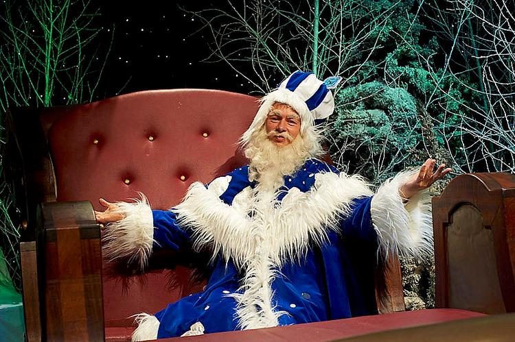Dasvidania. Den russiske 'Bedstefar frost' må igen overlade kanen til den traditioneææe rødklædte julemand. 