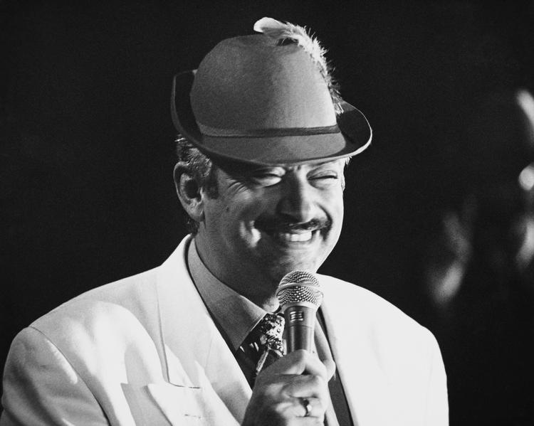 SANGER. »I dag er jeg faktisk ikke navnelusker mere« siger Johnny Reimar, hvis tidligere sen-navn var Kristensen. 