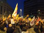 UAFHÆNGIGHED: Ikke uventet benyttede de frihedssøgende catalanere demonstrationerne til at vise deres flag frem som symbol på deres uafhængighedstrang. 