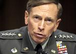 Skandale. Indtil for nylig var han en af de mest respekterer personer i USA. Nu slås David Petraeus for sit eftermæle. 