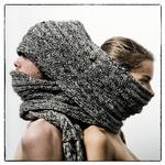 Indpakning. Træk tørklædet godt op om halsen når vinteren køler din udåndingsluft. 