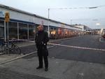 afspærret. Politiet afspærrede tidligt i morges området omkring diskotek 'Bakken' på Flæsketorvet på Vesterbro. 