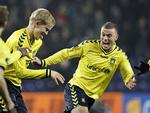 Målscorer. Simon Makienok Christoffersen (tv.) har scoret fire mål i de seneste to kampe. Alligevel kan han ikke regne med en plads i startopstillingen. 