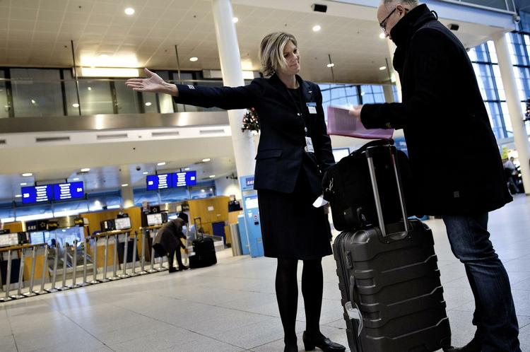 aflyst. SAS har aflyst afgange til Helsinki og Stockholm her til morgen. 