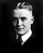 Respekt. Fitzgerald er en af det 20.århundredes mest toneangivende forfattere, og den nye danske oversættelse af 'Tender is the Night' ærer ham bestemt ikke.