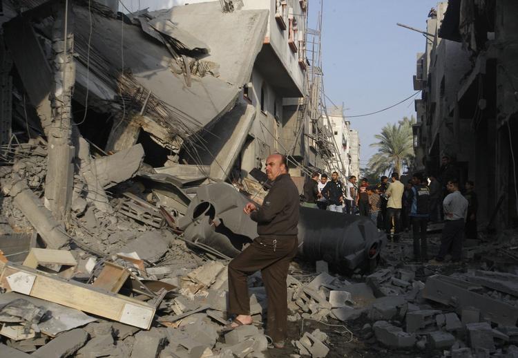 Ifølge det israelske militær har en granat affyret fra Gaza ramt en skole i Israel. 