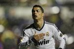 målscorer. Real Madrids Cristiano Ronaldo fejrer en scoring mod Levante i kampen, hvor  han også pådrog sig en flænge over øjet. 