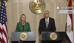 Våbenhvile. Israelere og palæstinensere blev her til aften enige om en våbenhvile fra den seneste uges kampe, der har kostet mere end 150 mennesker livet. Aftalen blev præsenteret af USA's og Egyptens udenrigsministre. Billedet her stammer fra det egyptiske stats-tv. 