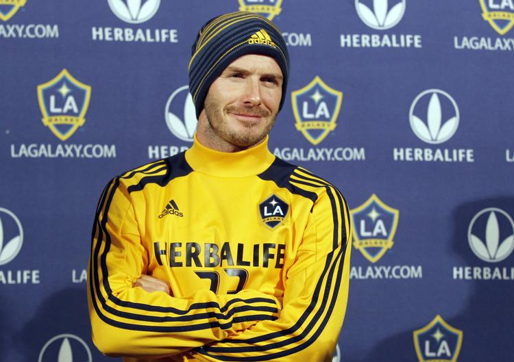 globaliseret. David Beckham stopper i LA Galaxy, men vil gerne havew en »sidste udfordring« på fodboldbanen, inden han stopper karrieren. 