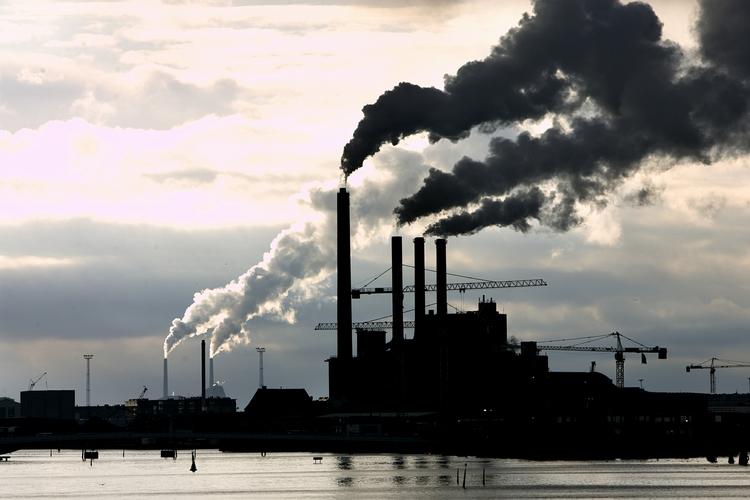 klima. Alt tyder på at der også vil blive forurenet i stor stil efter årets COP18 i Qatar. 