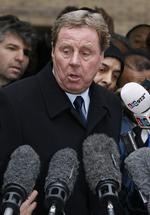 ANSAT. Det blev hverken i Ukraine eller Chelsea, men i Queens Park Rangers, at Harry Redknapp skal fortsætte som træner. 
