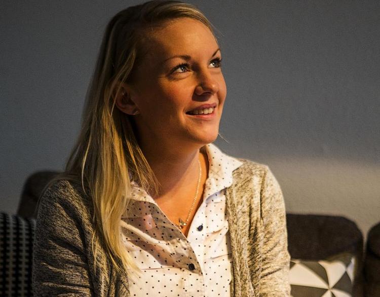 Selvgjort. Fie Fraenkel nyder at lave sine egne julekort, som hun sender til omkring 10 nære venner og familiemedlemmer. 