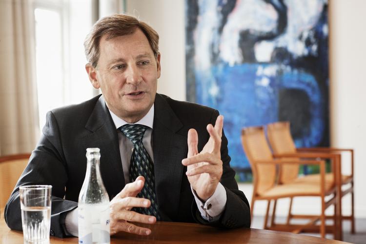 Afvisning. Finansrådet og Danske Bank afviser, at bankpakke 2 kunne have haft andre udformininger, hvis de skulle virke i Danmark. 