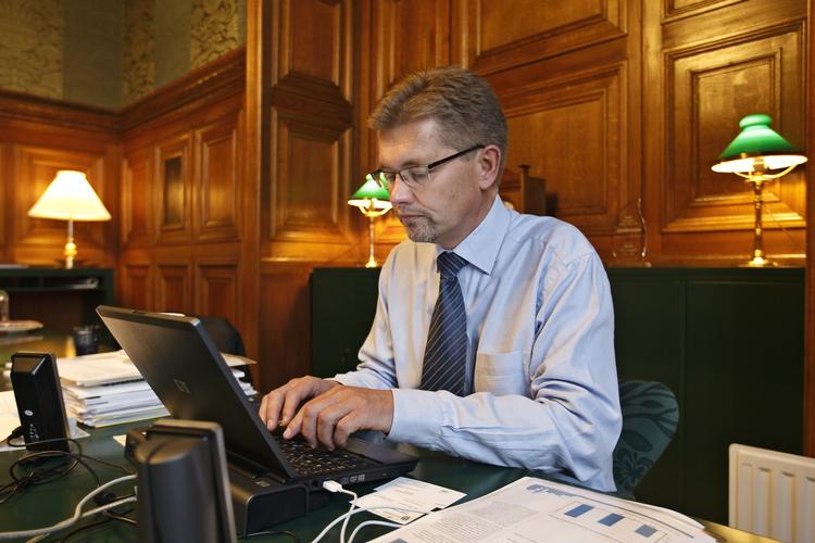 Samarbejde. Frank Jensen (S) mener, at det er nødvendigt, at arbejde sammen på et nationalt plan, hvis vi skal fattigdommen til livs. 
