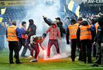 efterspil. Nogle Brøndby-fans kunne ikke opføre sig ordentligt efter kampen mod FCK. 