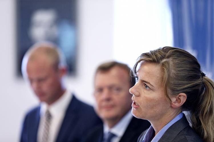 uklar. Det er vanskeligt at trække et klart svar ud af Ellen Trane Nørby om, hvorvidt Venstre fortsat mener at blokader mod virksomheder, der er omfattet af en landsdækkende overenskomst, skal forbydes. 