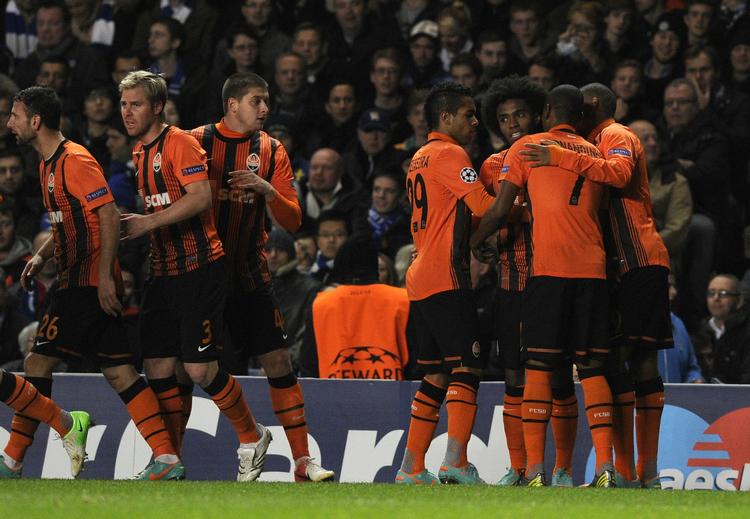 Vokseværk. De russiske fodboldmyndigheder vil gerne have ukrainske hold som bl.a. Shakhtar Donetsk over i den nye liga. I denne sæson deltager fem hold fra det tidligere Sovjetunionen i Champions League: Shakhtar Donetsk er det eneste hold der går videre til 1/8-finalerne. Zenit, Spartak Moskva, Dynamo Kiev og Bate Borisov var ikke i stand til at spille sig videre. 