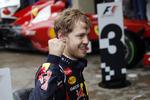 Hattrick. Vettel blev søndag verdensmester for tredje sæson i træk. Havde han forbrudt sig mod flagreglerne skulle han have haft en tidsstraf på 20 sekunder, hvilket ville have gjort Ferrari-køreren Fernando Alonso til verdensmester. 