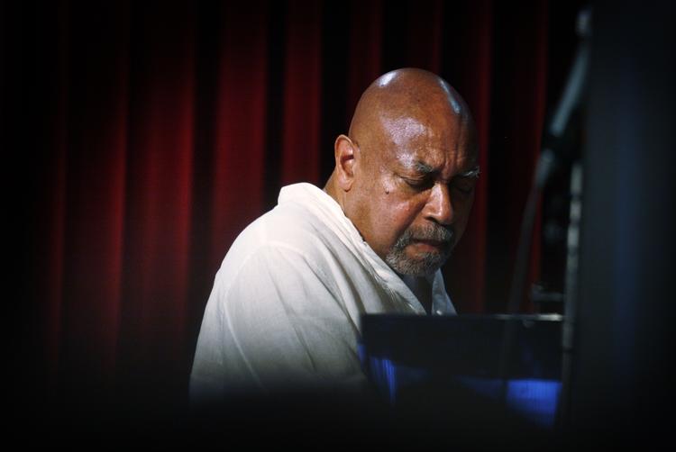 JAZZ. Kenny Barron er en raffineret og lyrisk musiker, der brød rigtigt igennem i 1980'erne som medstifter af gruppen Sphere. 