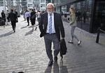 3F-formanden. Poul Erik Skov Christensen er dybt skuffet og kalder det et 'levn fra fortiden', når regeringen dropper at gennemføre et forbud mod køb af seksuelle ydelser. 