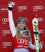 effektfuldt. Lindsey Vonn jubler over dagens sejr, som kommer kort efter et ophold på hospitalet. 
