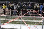 BUFFERZONE. Brøndbys tilhængere blev holdt i sikker afstand fra banen i Farum Park. 