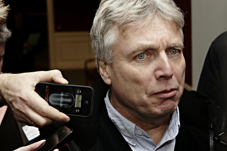 Nepotismesag. Uffe Elbæk kæmper for sit politiske liv. 