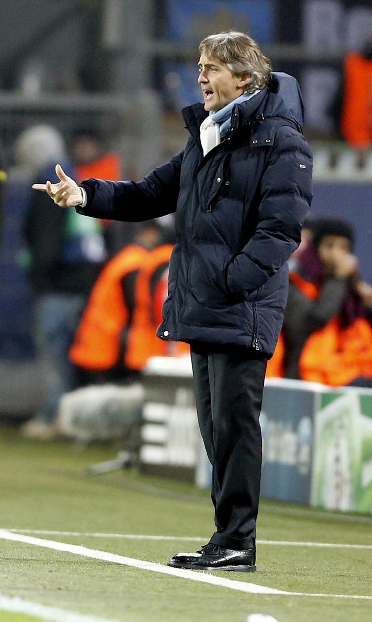 fiasko. Roberto Mancini blev ansat i Manchester City til at vinde store titler, men er nu for andet år i træk røget ud af Champions League allerede i gruppespillet. 